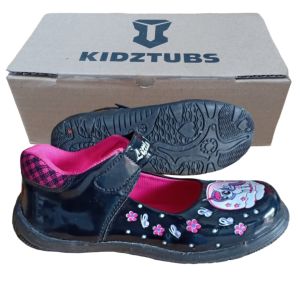 Sepatu Sekolah Anak Laki Laki Perempuan Cewek Cowok Warna Hitam Murah Tali Perekat Rekat Velcro Kecil Tanggung Umur Usia PAUD TK SD SMP SMA Kelas 1 2 3 4 5 6 7 8 9 0 Tahun-TUBSCLOTHING1739