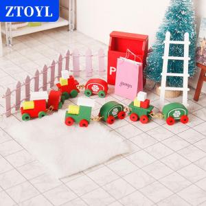 [COD] ZTOYL บ้านตุ๊กตา1:12รถไฟเกล็ดหิมะโมเดลรถไฟขนาดเล็กสำหรับเทศกาลคริสต์มาสรถม้าของเล่นสำหรับเด็กเล่นบทบาทสมมุติของตกแต่งบ้าน