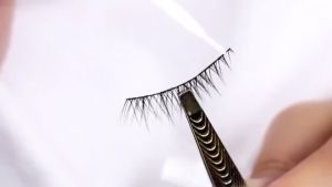 Natural Cross 3D False Lashes - 5 Pairs Fluffy Soft Makeup Upgrade