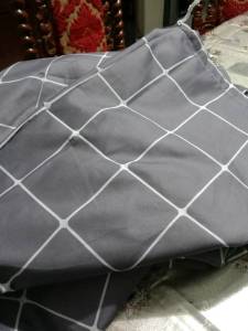 Sprei Resleting Aesthetic Monokrom Motif Kotak Abu Sarung Kasur Busa bahan poliester