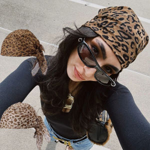 Spicy Girl Leopard Pattern Silk Scarf 2-in-1 Leopard Pattern Triangle Scarf Retro American Y2k Accessories Headcap Headscarf H260729