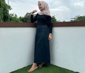 Pg Jeans - Inara Long Rok Jeans Skirt Panjang Wanita Kancing Karet Denim