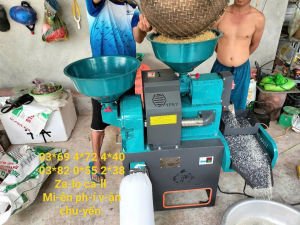 Máy xát gạo mini