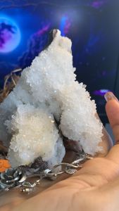 Hốc hoa đá thạch anh tự nhiên AAA tặng đế tán sắc Quartz thanh tẩy chiêu năng lượng 686