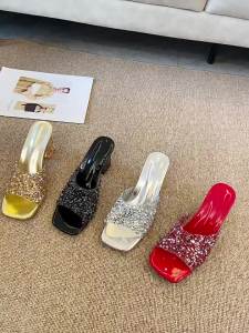 Large Size Transparent Crystal Heel Sandals 2025 New Summer Outdoor Stylish Mid-High Heel Sandals