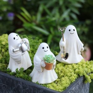 WARM HOUSEWORK 3pcs Spooky Style Ghost Ornaments Resin Material Cute Design Halloween Ghost Figurines Decorative Statue Cartoon Shape Resin Gardening Statue Office Decor
