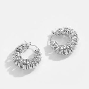 ต่างหูห่วงสไตล์แฟชั่นยุโรปและอเมริกาใหม่ทองและเงินแฟชั่นต่างหูห่วงงานเกรดพรีเมี่ยม