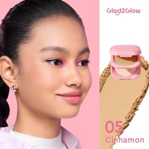 Glad2Glow Perfect Blurring Powder Foundation setting two way cake TWC Mengandung squalane dan vitamin E concealer pengontrol