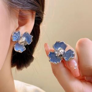 Fashionable Ring Gift 蓝色鸢尾花朵耳钉独特轻奢高级感气质夸张花瓣耳饰小众设计感耳环