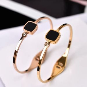 Gelang Titanium Bangle Wanita Klover Kotak Korean Style Import Quality