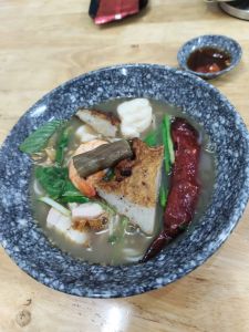 Tô nhựa melamine vân đá đen đựng cơm bún phở tô xoắn miện loe - Tox16/17/18 cm
