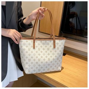 Large capacity solid color shoulder bag fashionable packaging underarm bag#B0279