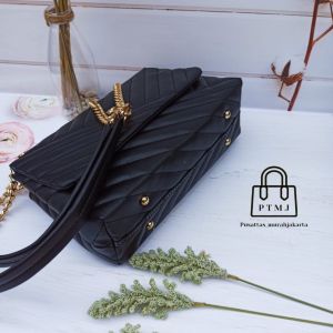 ( COD ) Tas wanita torry terlaris // terbaru // ready stok ( 24cm x 14cm )
