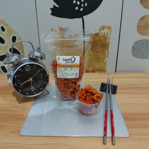 Snack Time Makaroni Macaroni Pedas Daun Jeruk 100 Gram