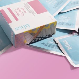 Miếng tẩy tế bào chết bliss Incredi-Peel 15 facial treatments giảm nếp nhăn làm sáng da và đều màu da của Mỹ