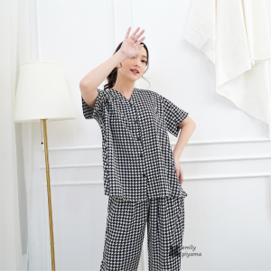 EMILY PIYAMA Model Nami 2 Set Piyama Pajamas Baju Tidur Busui Bumil Lengan Pendek Celana Panjang