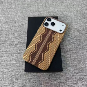 Carbon Relief Texture For Magsafe Case for iPhone 17 16 Pro Max Camera Lens Protective Hard PC Phone Cover  Snake Shell
