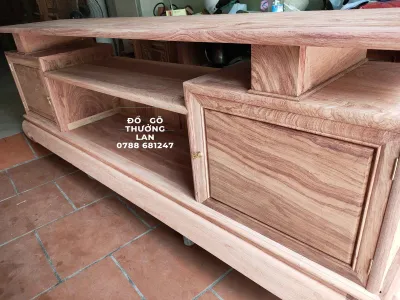 Tủ Tivi trơn gỗ hương đá mặt liền tấm gỗtủ dài 240mtủ kê tivi