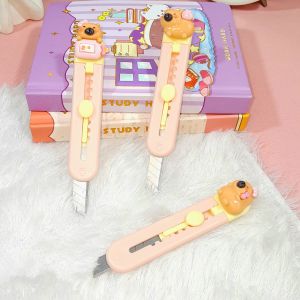 Cutter Mini Panjang CAPYBARA Super Cute Lucu Ready 3 Variant Warna / Cutter Kertas Model Capybara Ukuran Kecil Panjang Bahan Plastik dan Besi Awet Stationary Fancy Kekinian Bisa Grosir dan COD Harga Termurah