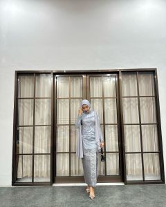 Mira Couple Tunik Mix Rok Span Songket Kebaya dan Kemeja Lamaran Tunangan Modern