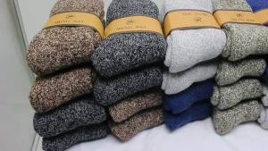 Winter Mens Merino Wool Socks Super Thick Warm High Quality Harajuku Retro Snow Casual Antifreeze Cashmere Socks Men 3 Pair