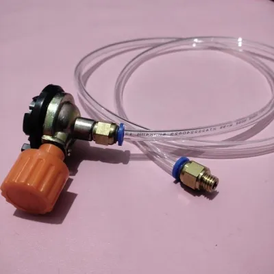 Alat Isi Ulang Gas Kaleng Reffil Isi Ulang Gas Kaleng Portable Tampa REGULATOR