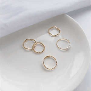 Ohellow.studio Lynna Ring Set 5 Pcs Cincin Wanita Emas Perak Simple Aesthetic Lucu Model Geometris Aksen Pearl Mutiara Imitasi Perhiasan Aksesoris Fashion Korean Style [B1-4]