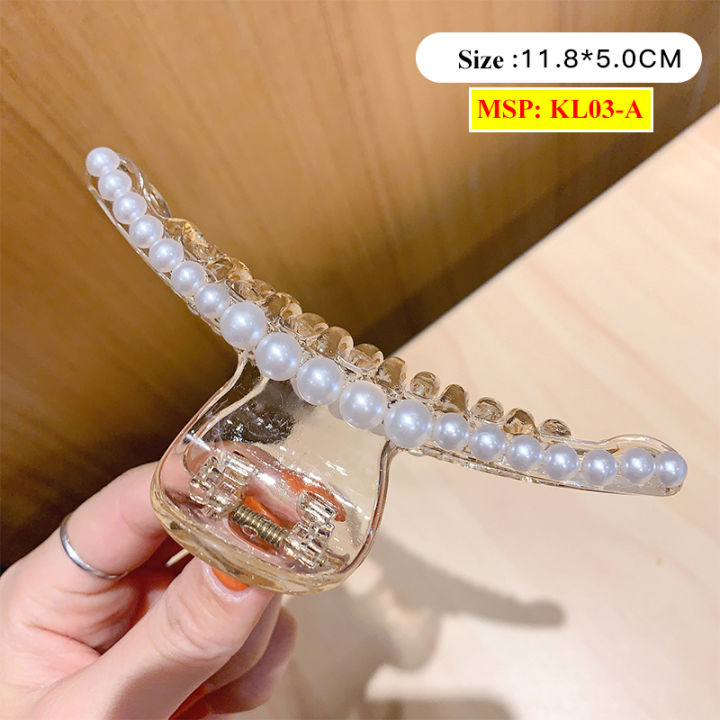 K%E1%BA%B9p%20T%C3%B3c%20C%C3%A0ng%20Cua%20H%C3%ACnh%20Con%20B%C6%B0%E1%BB%9Bm%20Si%C3%AAu%20Xinh%20Phong%20C%C3%A1ch%20H%C3%A0n%20Qu%E1%BB%91c%20HOT%20Trend%20C%E1%BB%B1c%20D%E1%BB%85%20Th%C6%B0%C6%A1ng%20Cho%20B%E1%BA%A1n%20N%E1%BB%AF%20HADOPA%20-%20Image%2010