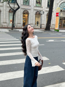 Trắng/ Đen Ren hoa mềm mướt Có lót Áo cổ thuyền tay dài loe xuyên thấu hở lưng cột dây form tôn dáng gợi cảm nữ tính RI RI TOP