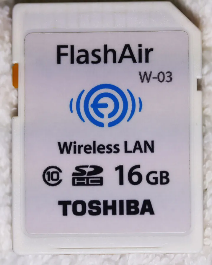 Toshiba FlashAir SD WIFI 16GB W-03 ส่งรูปถ่ายและวิดีโอ โดย