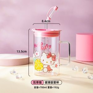 🥛 แก้วน้ำ พร้อมหูจับ ยกดื่มง่าย สกรีนลายการ์ตูน มาใหม่ งานลิขสิทธิ์แท้ มีหูจับ แบบใส มีฝาแบบมีจุกปิด พร้อมหลอด ความจุ 700 ml