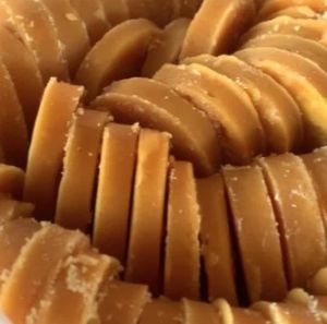 [ปัณณ์ทอง] น้ำอ้อยกระทิ น้ำอ้อยแผ่น สูตรโบราณ ทำจากอ้อยสดแท้ กินเล่นกับน้ำชา กาแฟ ทำขนมหวาน ปรุงอาหารต่างๆได้หอมอร่อย