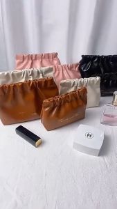 INS Good-looking Leather Wrinkled Bag Makeup Bag Compact Lipstick Pouch Waterproof Lady Portable PAZU