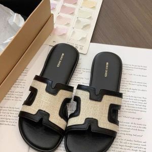 [Free Shipping] WomenS Summer Outdoor Wear Slippers To Match Skirts 2026 New Model Vintage Flat Sandals For Seaside And Beach Flip-Flops