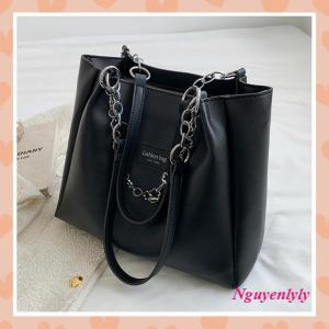 Túi xách nữ công sở túi tote da trơn kèm Charm xích cá tính K264