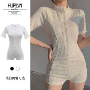Đồ bơi tay ngắn chống nắng phong cách Hàn Quốc đồ bơi nữ đồ bơi liền thân dáng ôm thích hợp mặc đi biển hoặc suối nước nóng.