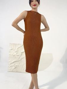 Zll940 One Size (45-75kg) Spring/Summer Scale Pleated Sleeveless Vest Split Elegant Sanzhai Hip Dress