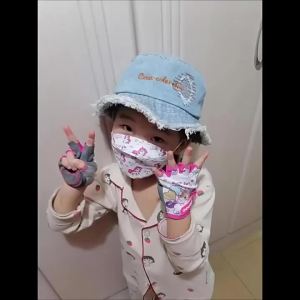 Kids Cycling Gloves Half Finger Skate Child Mountain Bike Bicycle Gloves Sports Gloves for Boys and Girls Bicycle Accessories