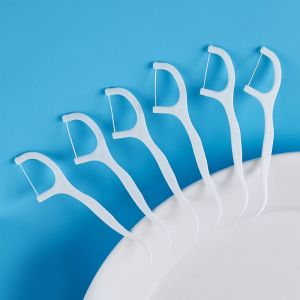 Tăm chỉ nha khoa DENTAL hộp 50 chiếc tăm chỉ sợi mảnh giúp bạn chăm sóc răng miệng an toàn tiện lợi TC3