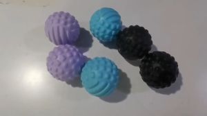 Massage Ball Yoga Massage Roller Relieving Muscle Tension Pressure Massaging Balls Fit For Trigger Point Treat Exercise Yoga Fascia Ball Foot Massage Ball Neck Membrane Peanut Ball Sole Muscle Relaxation To Relieve Fatigue Yoga Arch Back Fascia Massager