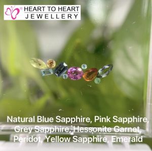 Natural Gemstone Blue Sapphire Pink Sapphire Grey Sapphire Hessonite Garnet Peridot Yellow Sapphire Emerald (Gembox8021)