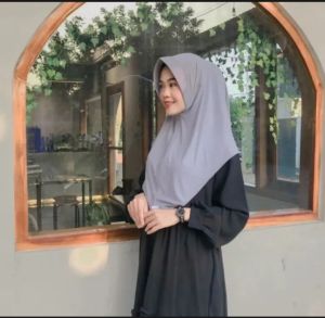 JILBAB BERGO SIZE L JERSEY PREMIUM HIGH QUALITY/HIJAB SPORTY KERUDUNG BERGO JERSEY PREMIUM/KERUDUNG WANITA DEWASA UKURAN L