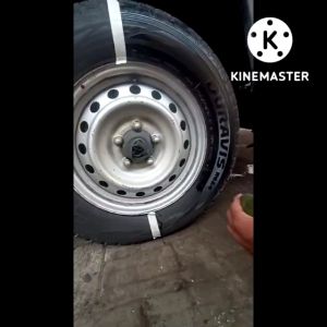 GENZO Semir Ban 1 liter Pengkilap Ban Penghitam Ban Mobil Ban Motor Awet Tahan lama