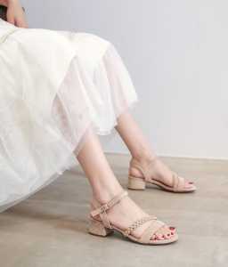 HIGH HEELS TERLARIS TERMURAH / SANDAL HAK WANITA FASHION KEPANG BEST SELLER NYAMAN MODISH MODERN STYLISH