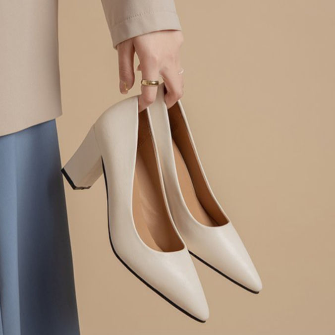 simple high heels pointed toe thick heel shallow shoes
