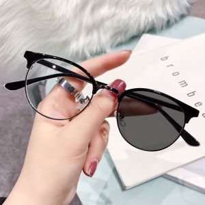 WDS Kacamata Photochromic Anti Blue Light Anti Radiasi Blueray Premium Gaya Korea Bentuk Bulat Oval Bahan Metal untuk Pria dan Wanita K44