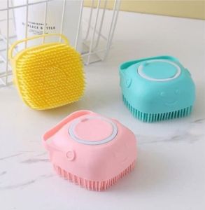 Bàn Chải Tắm bằng Silicon Massage Có Khay Đựng Sữa Tắm Tạo Nhiều Bọt cho Chó Mèo