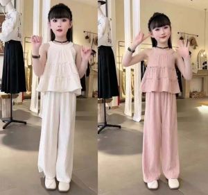 Bộ đồ đi chơi cho bé màu hồng phong cách sang trọng