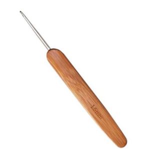 Hakpen Jarum Rajut Crochet Gagang Kayu Bambu ukurang 05 - 3 mm