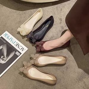 [Free Shipping] Jelly shoes new transparent plastic sandals waterproof and non-slip peep-toe shoes for outdoor wear summer breathable soft-soled casual shoes